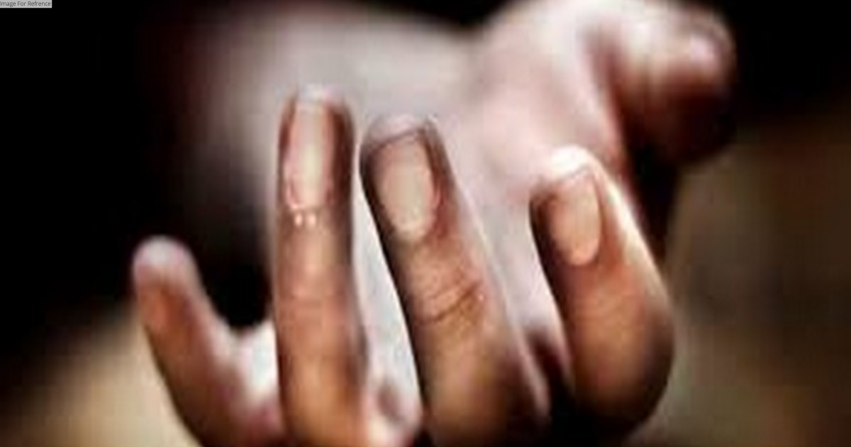 Couple, five children jump to death in Rajasthan